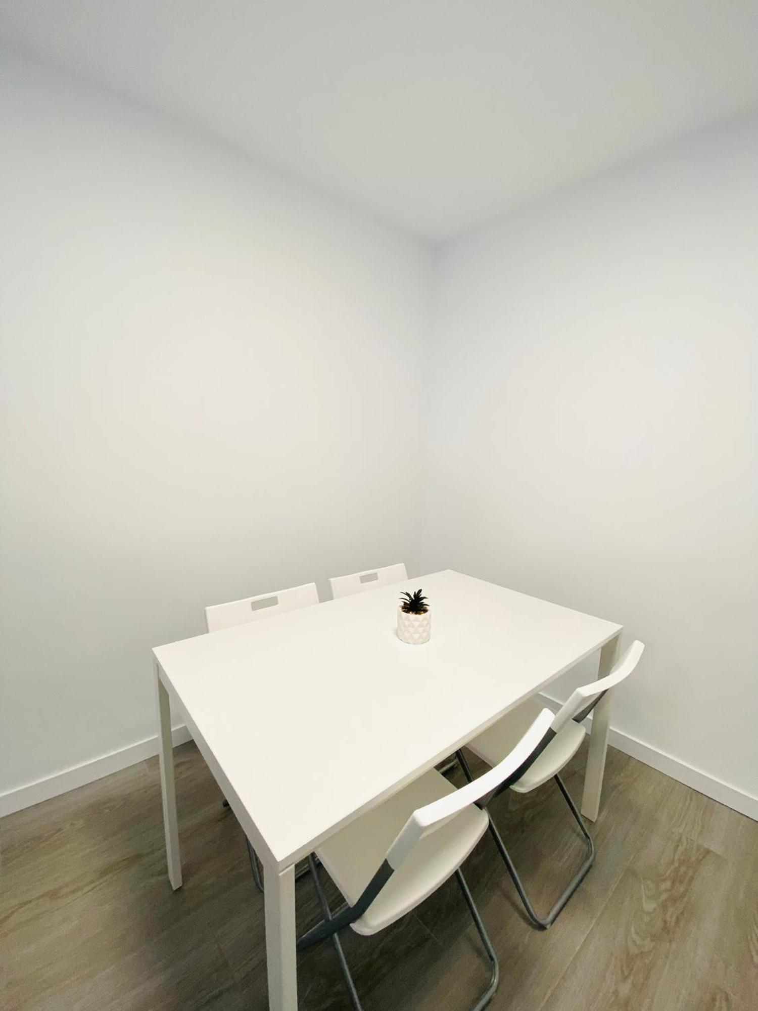 Apartamento En Malaga Junto A Estacion De Metro By Mo Exterior foto